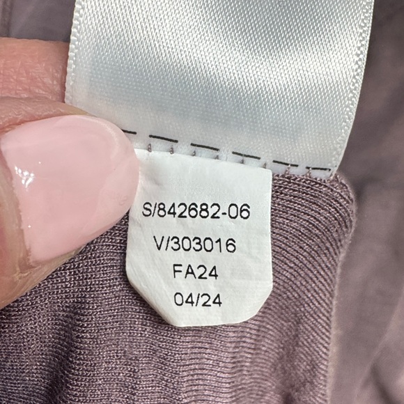 Athleta women’s seasoft Lavender bubble hem Hoodie - Picture 6 of 7